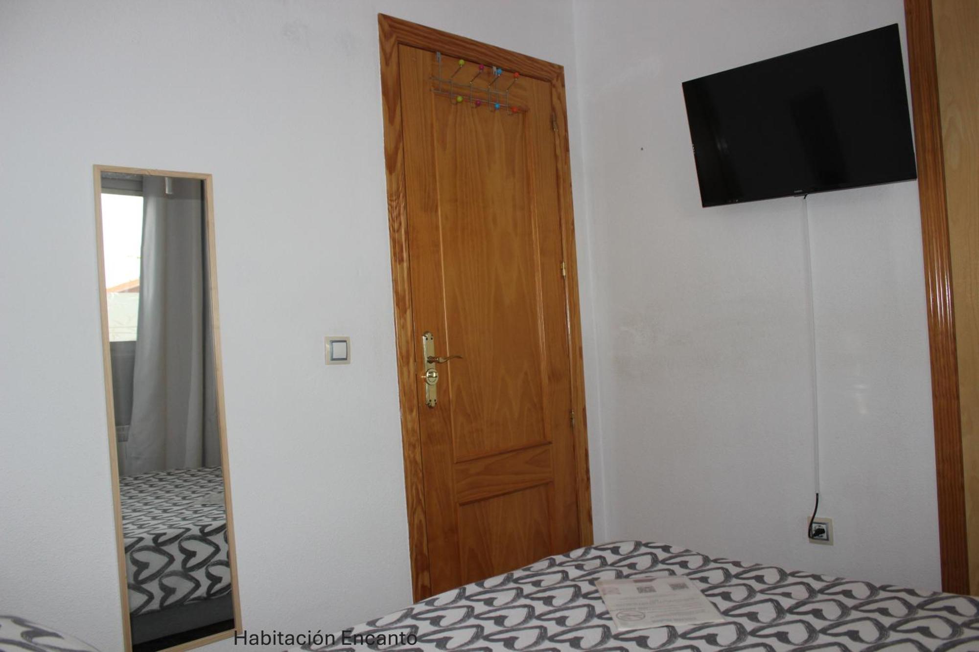 Casa De Huespedes Villa De Las Hortensias Bustarviejo Екстериор снимка